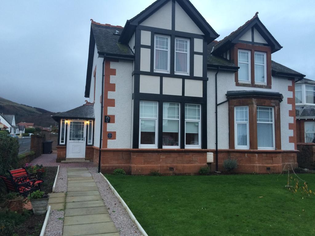 Dawn Break Bed & Breakfast Largs Exterior foto